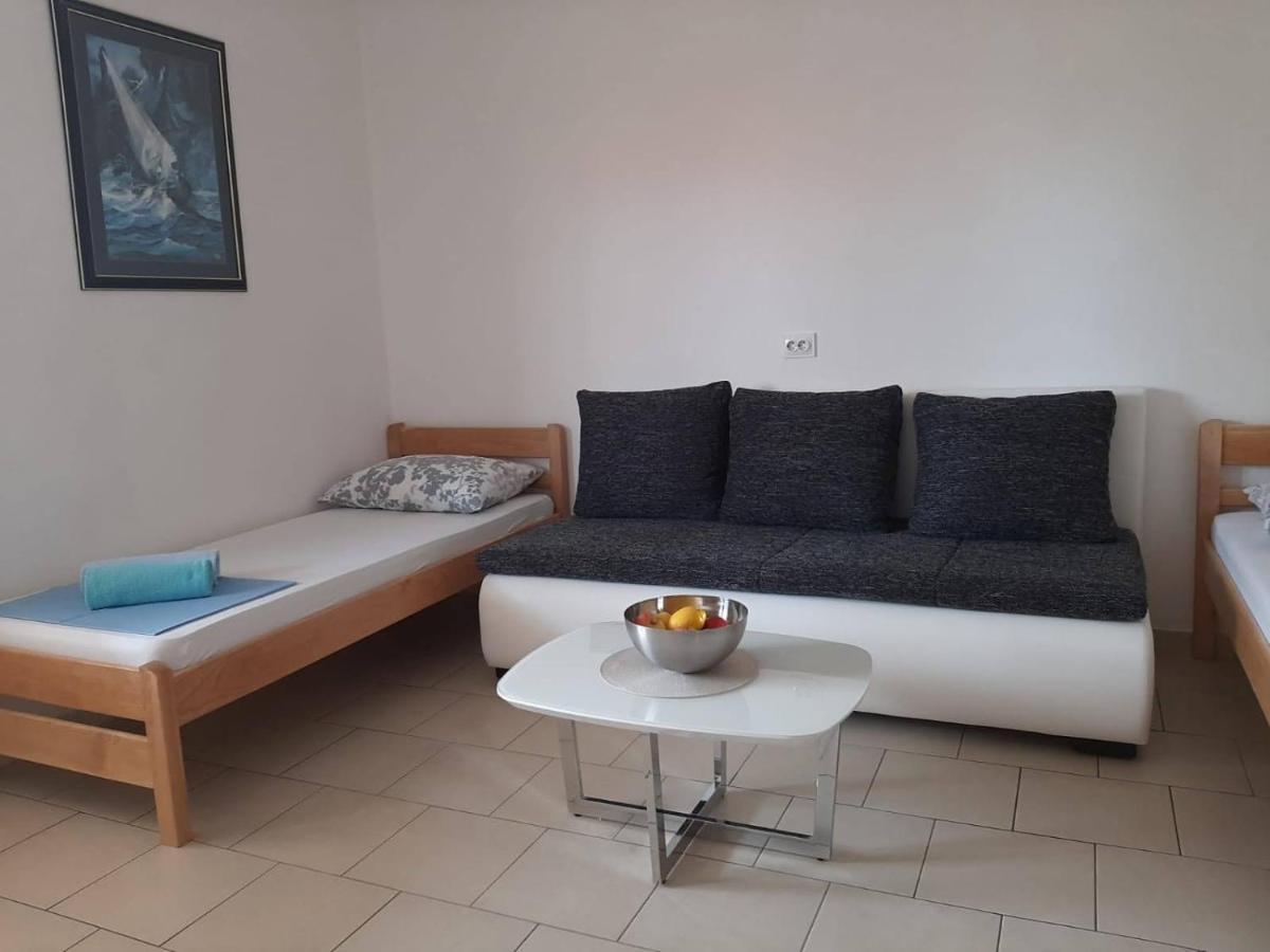 Apartments Dado 诺瓦利娅 外观 照片