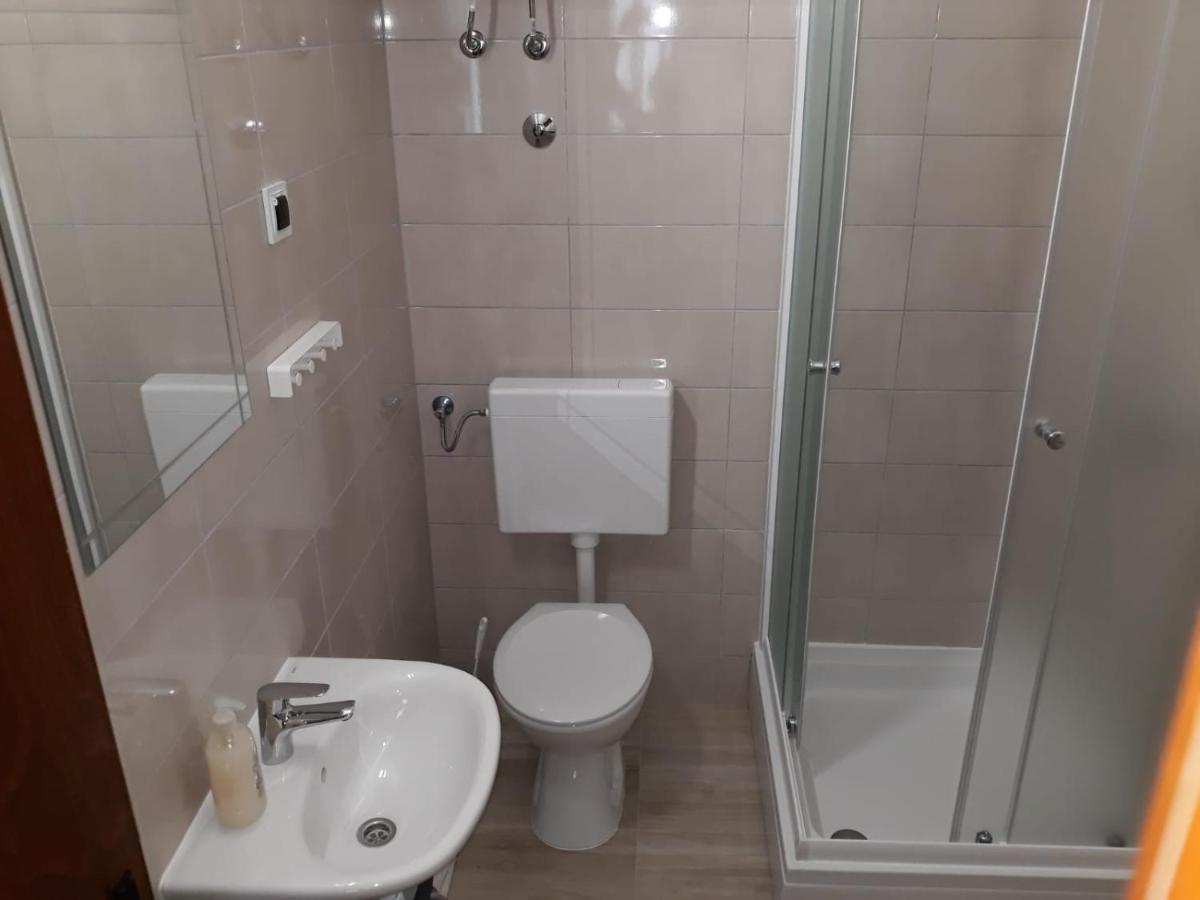 Apartments Dado 诺瓦利娅 外观 照片