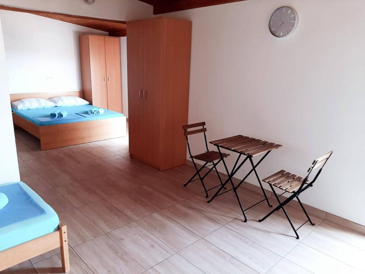 Apartments Dado 诺瓦利娅 外观 照片