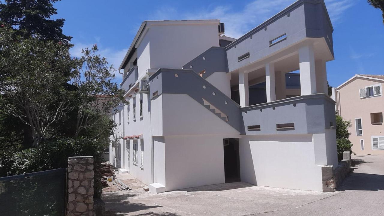Apartments Dado 诺瓦利娅 外观 照片